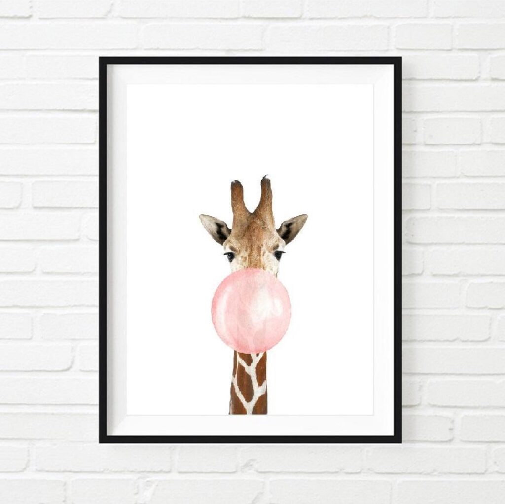 Giraf met kauwgomballon